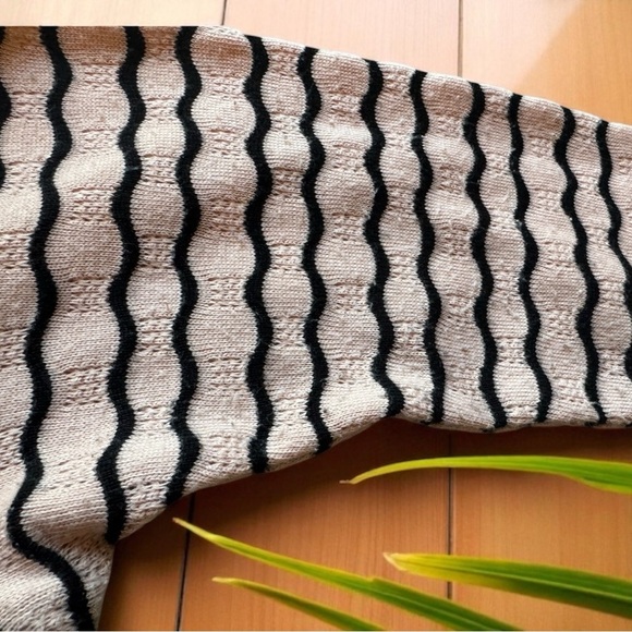 Free People Scalloped Wavy Knit Peplum Top - Blush & Black - Size Small - Picture 12 of 14